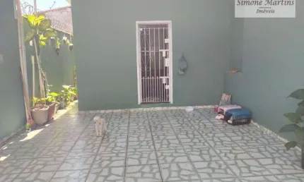 Sobrado com 3 Quartos á 400 metros da praia à venda, 174 m² por R$ 320.000 - Agenor de Campos - Mongaguá/SP