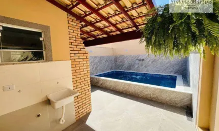 Casa com 2 dormitórios à venda, 61 m² por R$ 329.000,00 - Jardim Regina - Itanhaém/SP