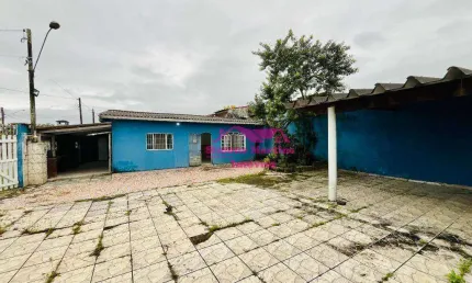Casa em lote inteiro à venda na praia de mongaguá por apenas r$220.000,00
