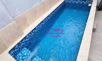 Casa com 2 quartos e piscina à venda,  Praia de  Mongaguá/SP