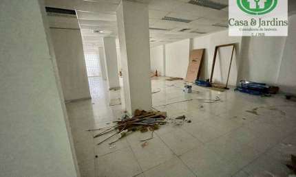 ÓTIMO E AMPLO CONJUNTO DE SALAS COMERCIAIS (TÉRREO), NO EDIFÍCIO LUIZ SUPLICY PARA LOCAÇÃO - CENTRO - SANTOS, SP
