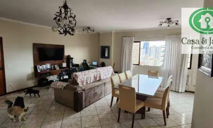 Apartamento para comprar em Santos na Ponta da Praia. 3 Dormitórios. 1 suíte