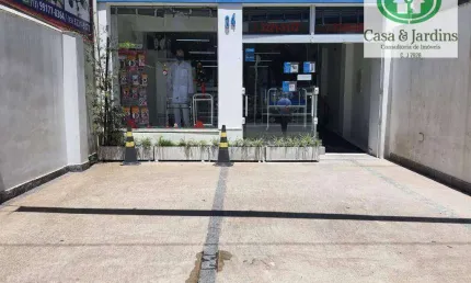 Aluga ou Vende Loja, 217 m² - Canal 2  em frete a Beneficência - Santos/SP