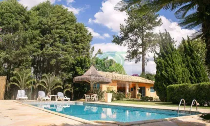 Linda casa de Campo em Ibiúna/SP;  no  Condomínio Fechado  Greennfield Village.