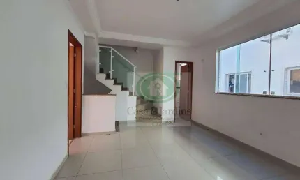 Sobrado Duplex em Villagio Residencial  - 3 dormitorios - Garagem Fechada p/ 2 carros - Santos