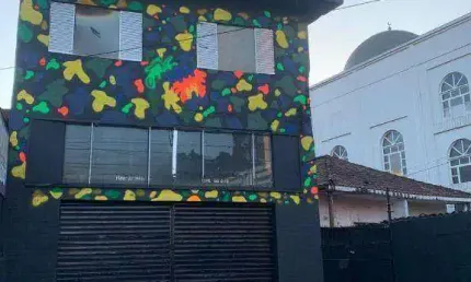 Predio comercial c/ loja e apartamento  na av. afonso pena - santos