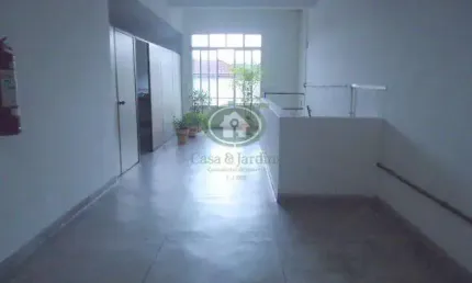Galpão Duplex (pé direito de 4,5 m. Rua Silva Jardim, prox. ao Porto - Santos/SP.