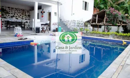 Casarão tipo Sobrado Triplex p/ comercio e residencia - São Vicente
