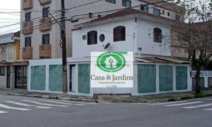 Casa com 3 dormitórios à venda, 120 m² por R$ 480.000,00 - Vila Valença - São Vicente/SP