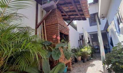 Casa com 3 dormitórios à venda, 240 m² por R$ 901.000,00 - Vila Assunção - Santo André/SP