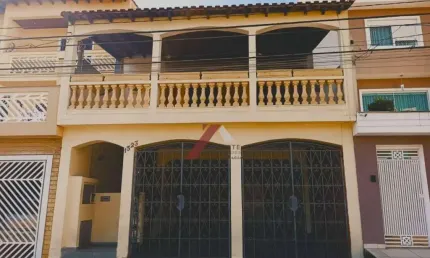 Casa com 2 dormitórios à venda, 220 m² por R$ 850.000,00 - Campestre - Santo André/SP
