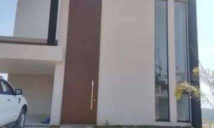 Casa com 4 dormitórios à venda, 258 m² por R$ 1.590.000,00 - Riviera de Santa Cristina XIII - Paranapanema/SP