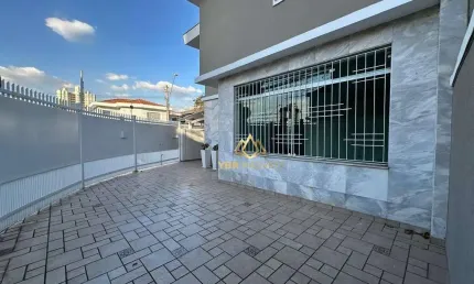 Sobrado com 3 dormitórios para alugar, 175 m² por R$ 7.600,00/mês - Jardim - Santo André/SP