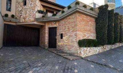 Sobrado com 4 dormitórios à venda, 250 m² por R$ 1.538.000 - Jordanópolis - São Bernardo do Campo/SP