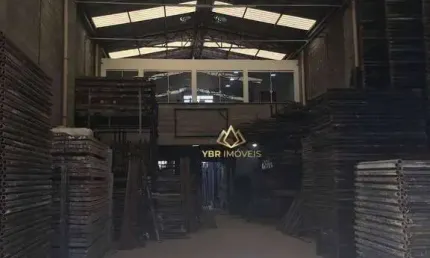 Galpão para Locação com 200m2 em Santo André - Santa Teresinha