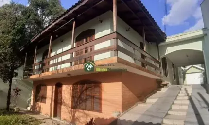 Casa com 4 quartos à venda na Rua Diógenes do Brasil Lobato, 176, Centro, Araucária