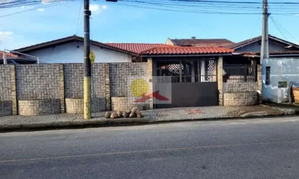 Casa com 3 quartos à venda no Floresta, Joinville 
