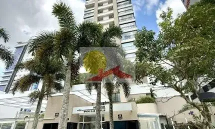 Cobertura no centro com 4 quartos para venda, 258 m²