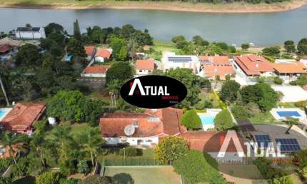 Casa em condomínio á venda - 580 M² de área construída - em Piracaia/SP