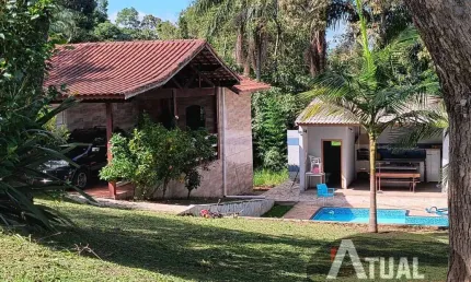 Chácara á venda com terreno de 2.425 m² plano no asfalto valor 795.000,00.