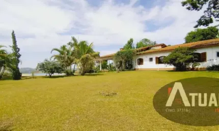 Chácara á venda em Igaratá - área construída 450 m²- Vista para Represa