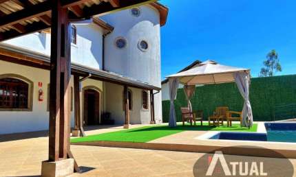 Casa á venda - 549,17 m² de Área construída - Mairiporã/SP
