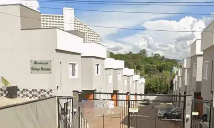 Casa para locação no Condomínio Village Bourbon -Atibaia/SP
