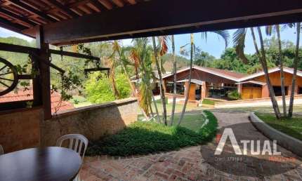 LINDO SÍTIO EM PIRACAIA PRONTO PARA POUSADA E EVENTOS