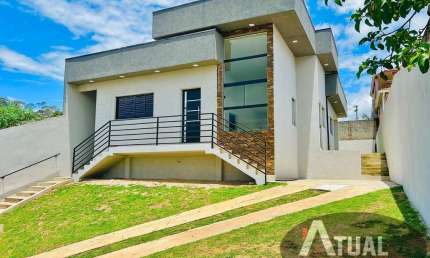 Casa a venda em Mairiporã terra preta valor 820.000,00.
