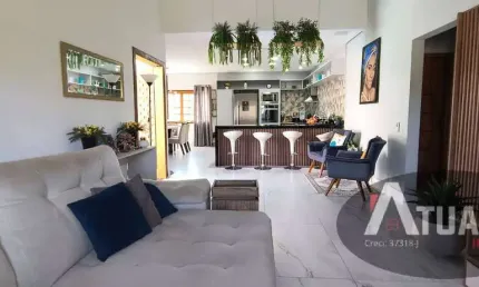 Casa alto padrão a venda em Atibaia 600 mt da Fernão dias.