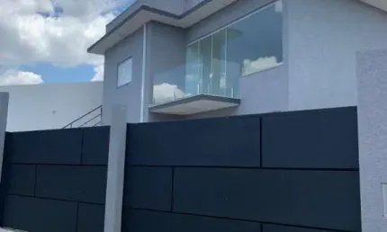 Sobrado A venda em  Atibaia de 160 m² com acabamento de primeira.