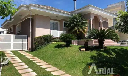 Casa em Condomínio Fechado em Bragança Paulista de 239 m²
