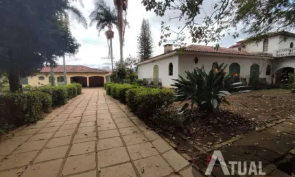 Casa á venda - 834 m² em Piracaia-no jardim santos reis- de construção