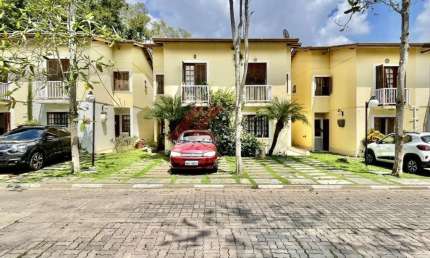 Casa em Condomínio à Venda em Cotia-SP, Jardim Barbacena: 3 Quartos, 1 Suíte, 2 Banheiros, 2 Vagas, 81,40 m² de Área.