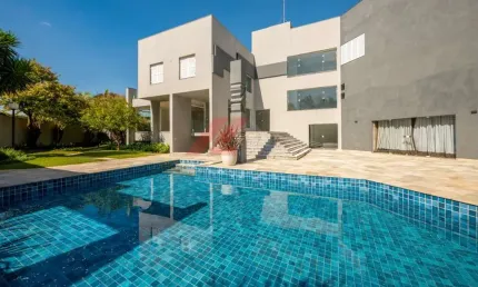 Espetacular Casa em Condomínio à Venda em Alphaville Residencial Zero, Barueri-SP: 4 Quartos, 4 Suítes, 3 Salas, 6 Banheiros, 8 Vagas, 1.200m²!