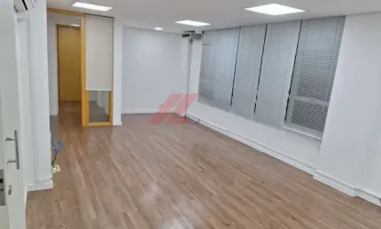 Sala Comercial para Locação no Jardim Paulista, São Paulo-SP: 4 Salas, 2 Banheiros, 2 Vagas, 91m². Venha Conferir!