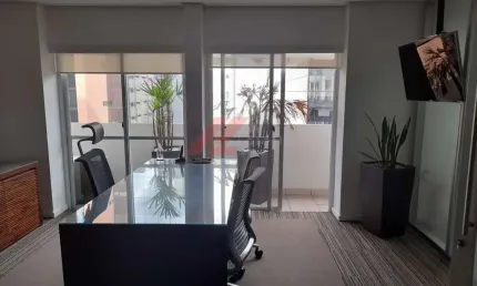 Oportunidade única: Sala comercial em condomínio na Vila Olímpia, São Paulo-SP, com 3 salas, 2 vagas e 100m²!