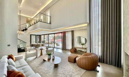 Casa de luxo em condomínio à venda em Cotia-SP, São Paulo II: 4 quartos, 4 suítes, 3 salas, 6 banheiros, 8 vagas, 724 m².