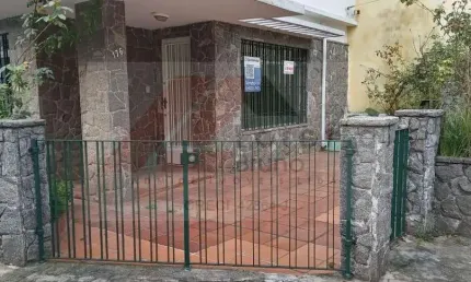 Imperdível casa à venda em são paulo na vila mariana: 5 quartos, 3 banheiros, 3 vagas de garagem, 221m² de área.