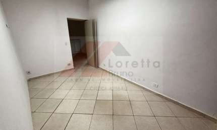 Ponto comercial com 2 lojas em baixo e 4 salas comerciais em cima. Todos já alugados