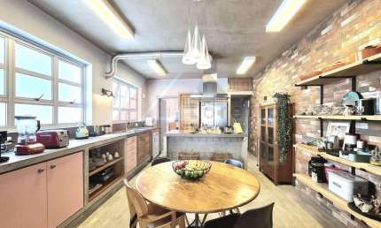 JARDIM AMÉRICA Apartamento à venda - Reformado com 294 m² - 3 suítes - 2 vagas - 1 depósito