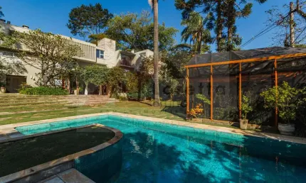 Casa com 4 quartos à venda na Rua Carangola, 478, Jardim Guedala, São Paulo
