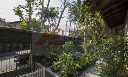 Casa com 3 quartos à venda na Rua Almirante Soares Dutra, 703, Morumbi, São Paulo, 330 m2 por R$ 2.200.000