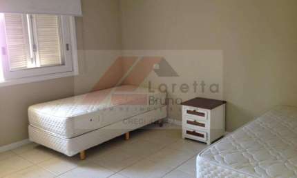 Casa em Condomínio de Alto Padrão na Praia da Baleia, São Sebastião-SP: 5 quartos, 5 suítes, 6 banheiros, 2 vagas, 318m² de área. Privacidade garantida!