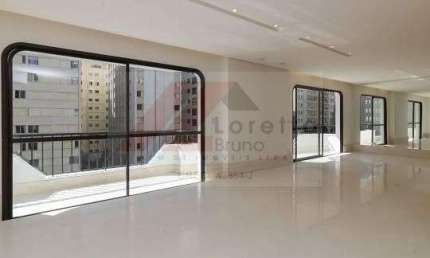 Apartamento de 293m² no Jardim Paulista, com 3 dormitórios, sendo duas suítes, living amplo com janeloões que trazem luminosidade ao ambiente, varanda, 3 vagas.