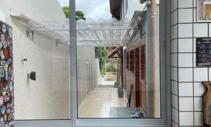 Casa assobrada de 500m² em Horto Florestal - 3 suítes e 3 vagas (ACEITA PERMUTA EM ILHABELA)