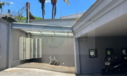 Linda casa cinematográfica de 740m² no Jardim Leonor - 5 dormitórios sendo 3 suítes
