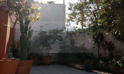 Linda casa de 269m2 em Santo Amaro - 4 dormitórios sendo 1 suíte e 3 vagas