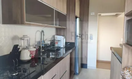 VILA MADALENA EXCELENTE APTO 88M² REFORMADO - 3 dormitórios, sendo uma suíte, living amplo, sacada, 3 banheiros, área de serviço, 3 vagas cobertas