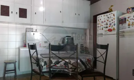 Terreno com 632mº com duas casas no Jardim Figueira Grande